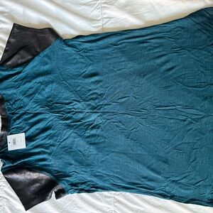 Calvin Klein short sleeve top never worn before with tags